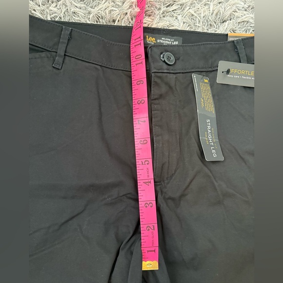 Lee Women’s Relaxed Fit Straight Leg All Day Pant - Black - 14 Petite - Picture 9 of 14